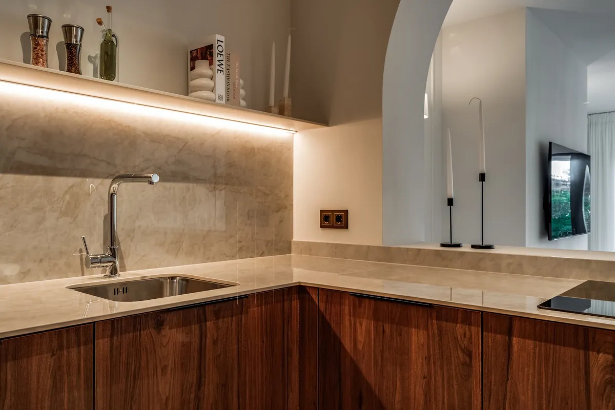 6df12838-8c8a-453e-ab55-4c6df43ebc9a