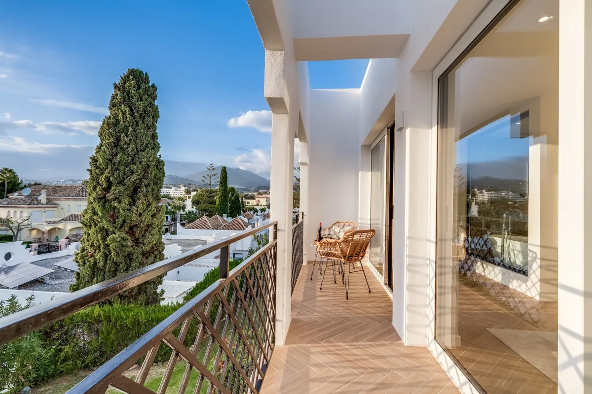 932f7d56-8749-4ead-97ef-a2a4821229fb