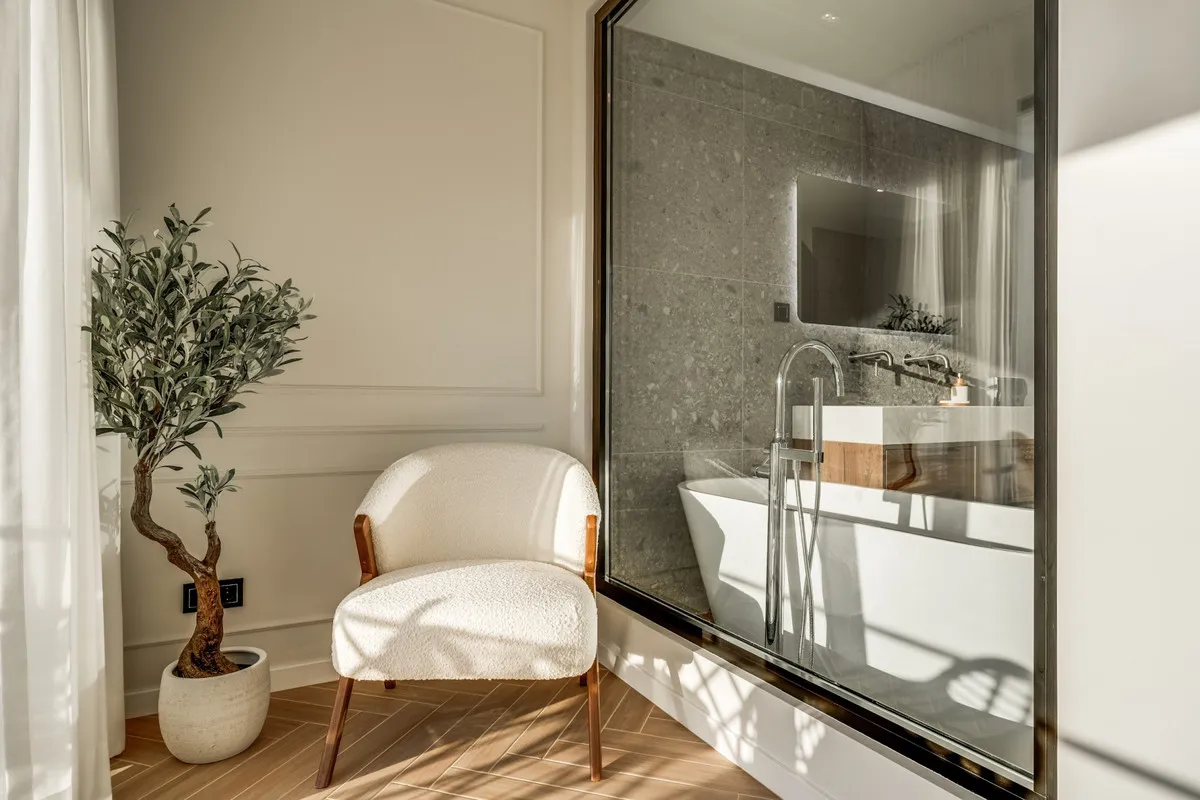 f87e43d2-e39a-4272-9df8-ebf8f8f8e01d