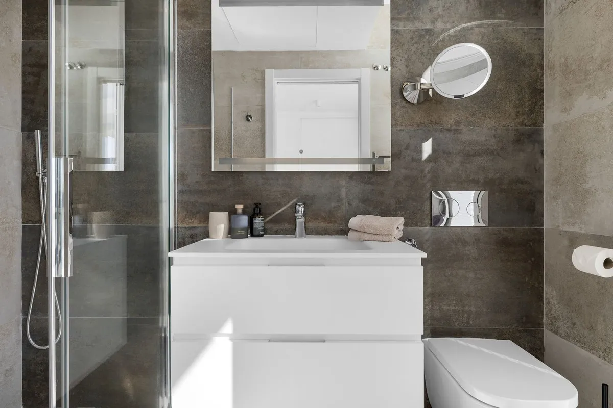 32a1d2eb-f1a5-4dfd-abac-6d88e8649981