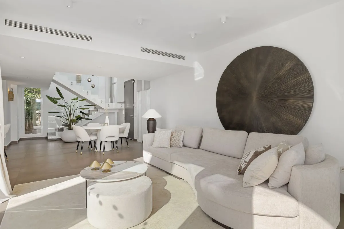 edb76270-714c-4f6a-b792-6cbb4fbe8744