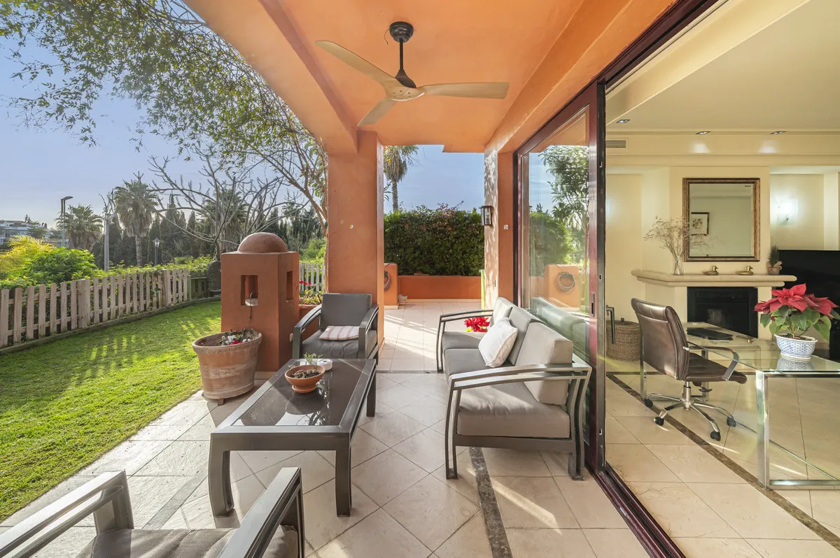 6d99703f-fced-431b-9107-d0e78959fab2