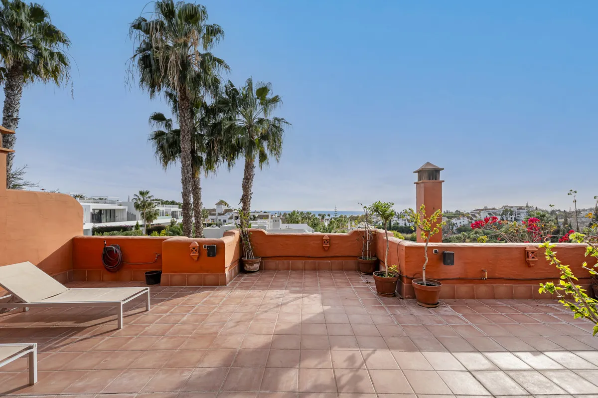 8244cfd3-4c6d-4ba2-b3b9-348de7e3a8ba