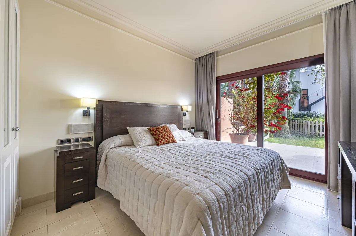 874c28a6-0da3-4b59-b74c-d01ef3f75909