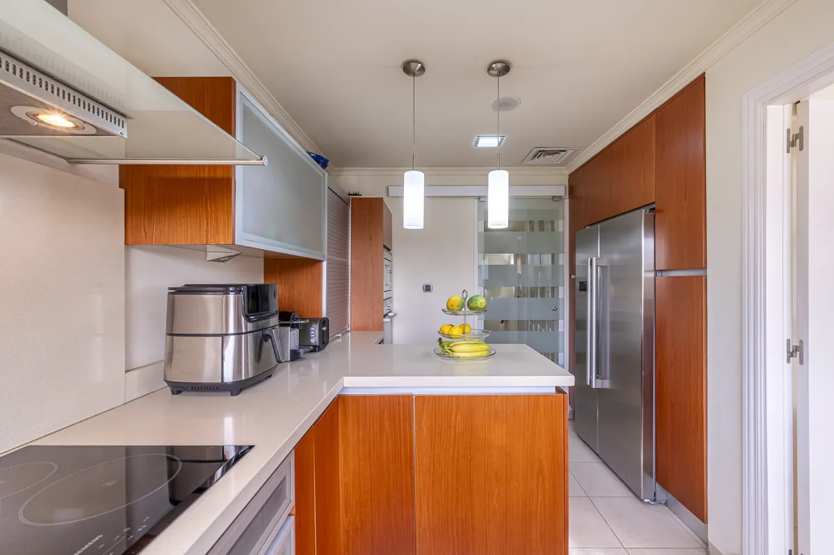 ada6b5ff-d295-4c29-8aee-f348b0930649