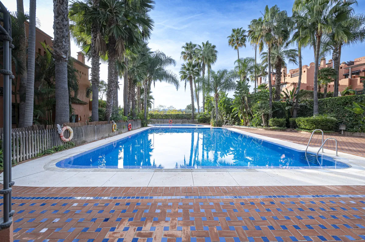 b9d283d3-28a4-4129-a3c7-b7120904e592