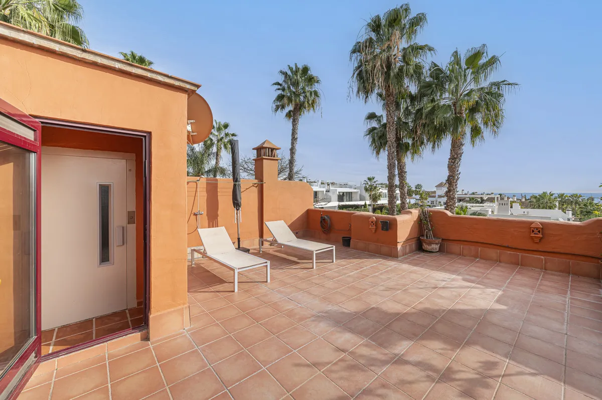 ce0f00a2-7075-41e1-9352-f7de3287126d