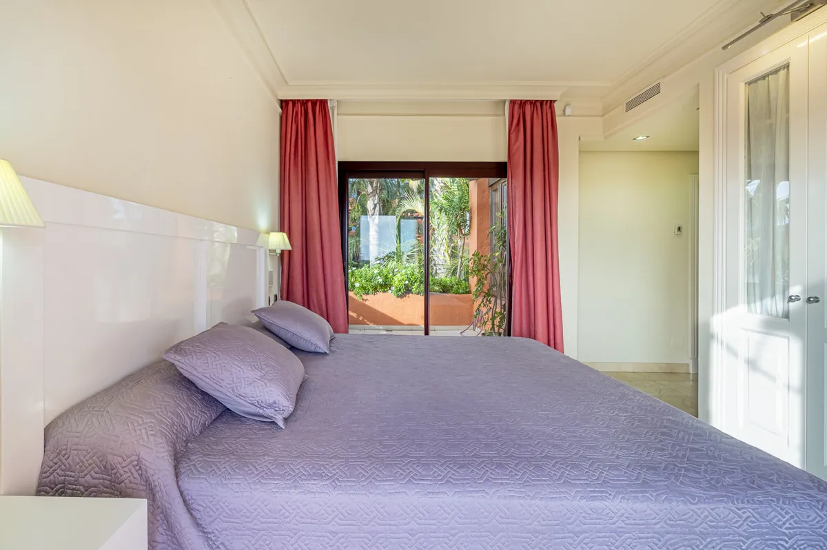 e9abcf96-3fde-4ba7-930d-8b74fe35be21