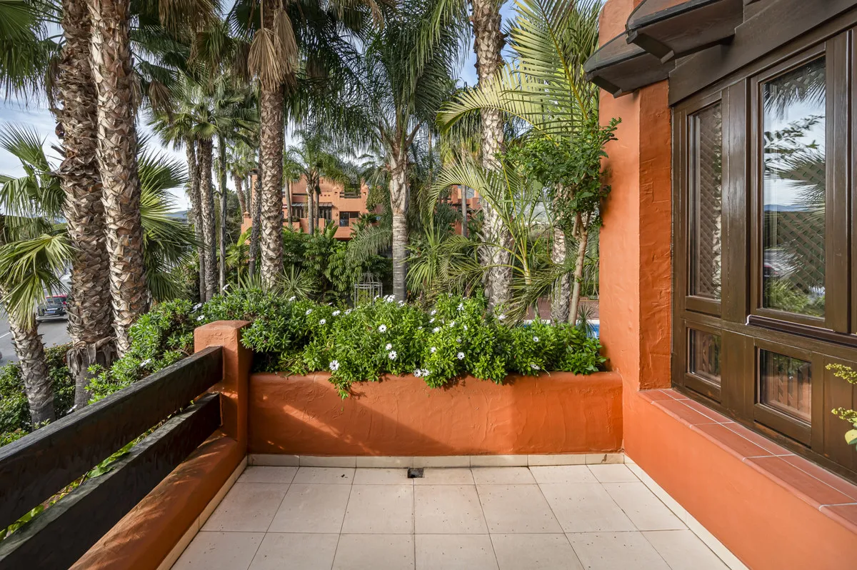 ed7ace45-58e0-4670-81ba-b9bc68303774