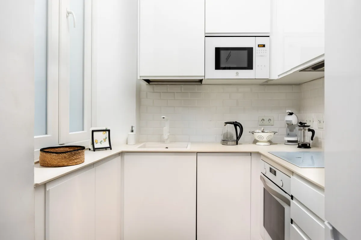 d2e2a3f4-b9e9-4f66-87b3-65fb6e06fcfd