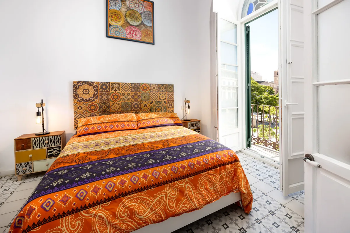 e2f6c618-9c37-4fe2-85bb-2c69b06b63c2