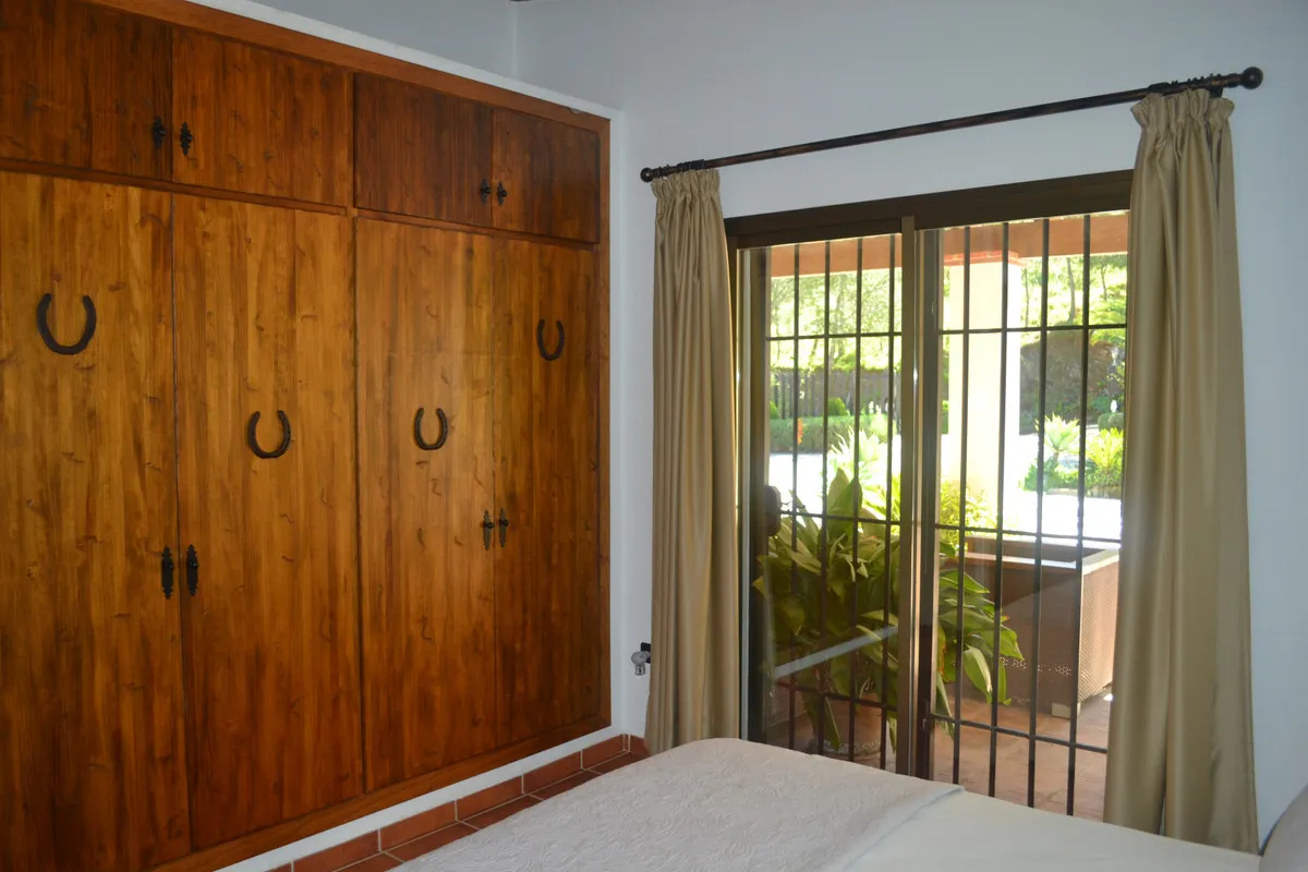 6c7b4da5-d5b7-426b-9314-65c31980fe3b