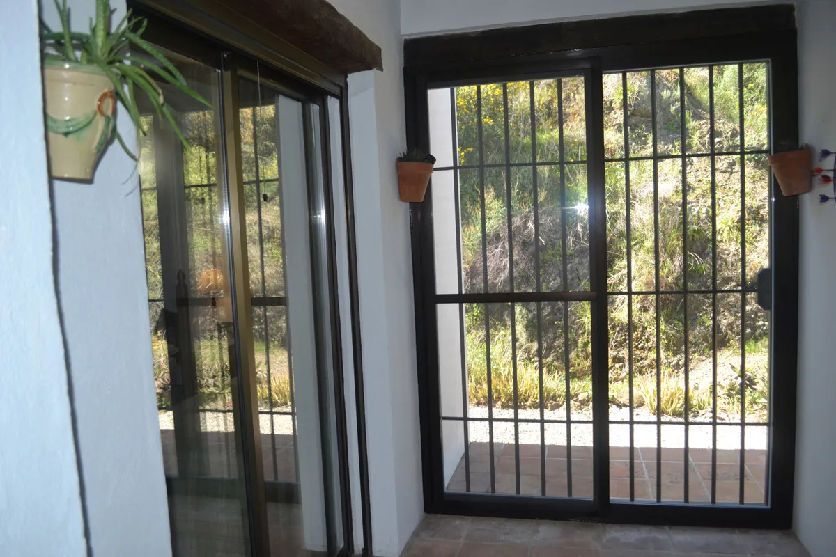 de757af8-10cc-4bda-acaa-c72655ad0082