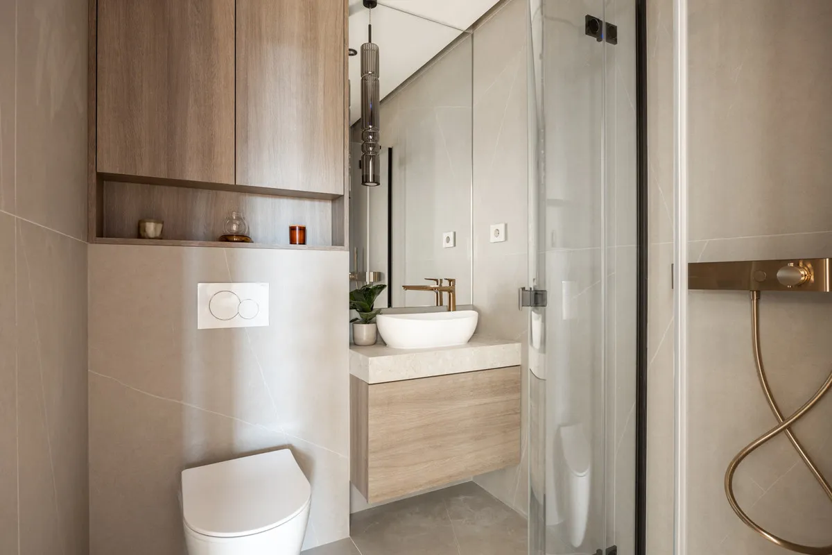 f81fa697-3d6e-4c1b-8f9c-b1a7e79e9608