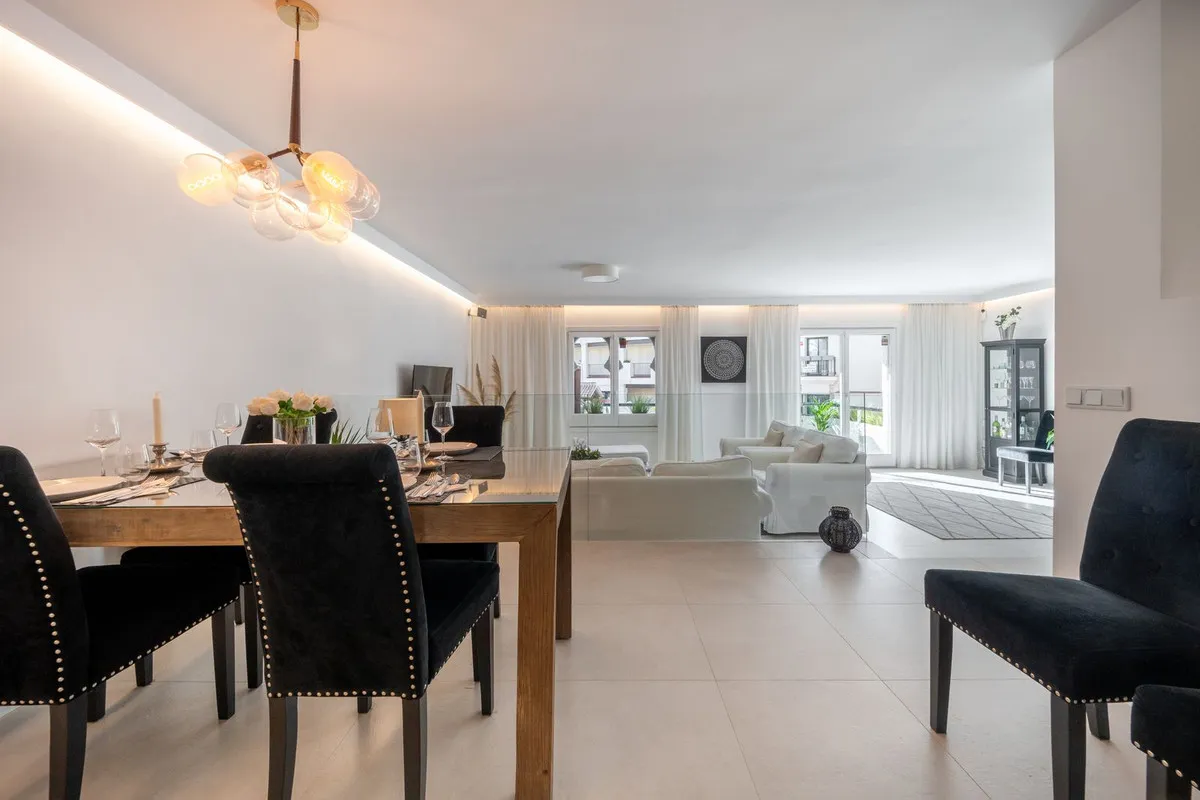 348d66a5-581e-41ec-81b7-ae41465e738c