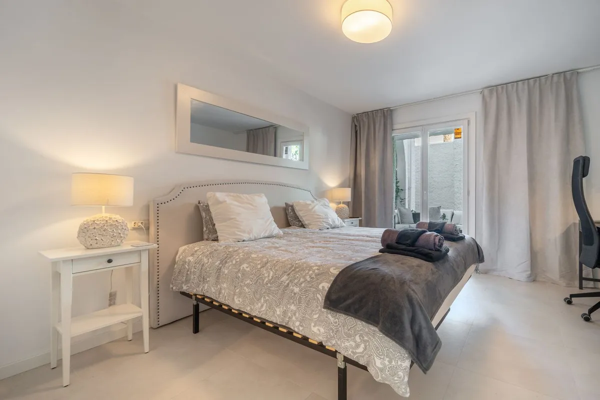 4045aa08-f15b-419c-8d18-dbca2c8ca09f