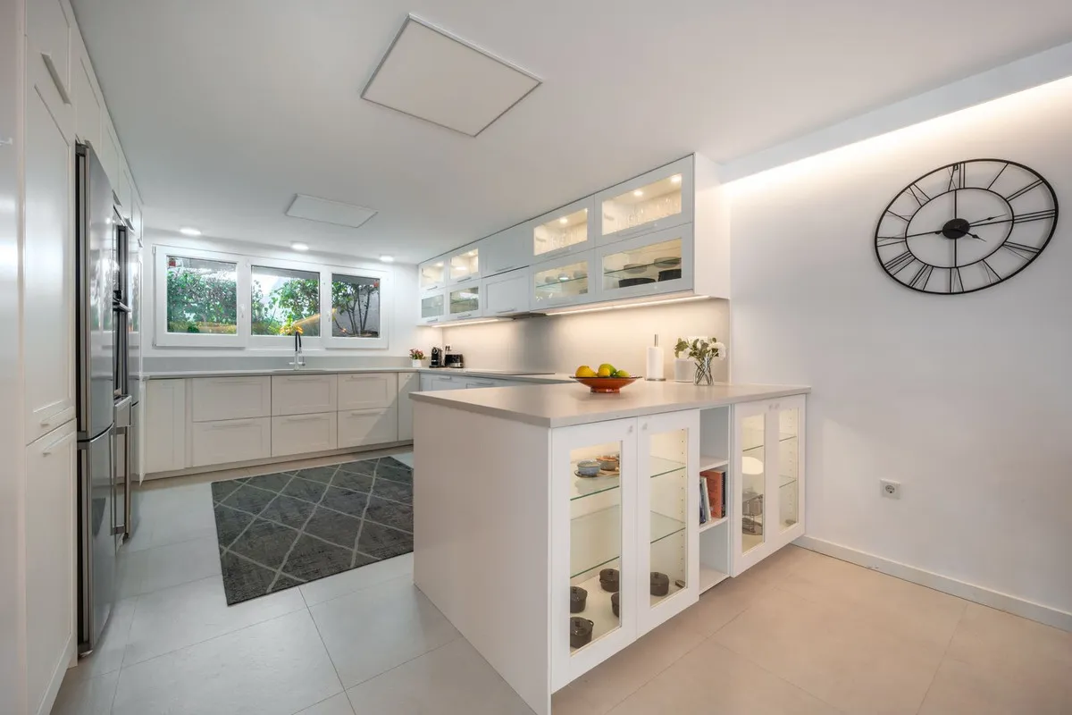 4ddc1081-1a08-454d-8c4e-6479103c0af1