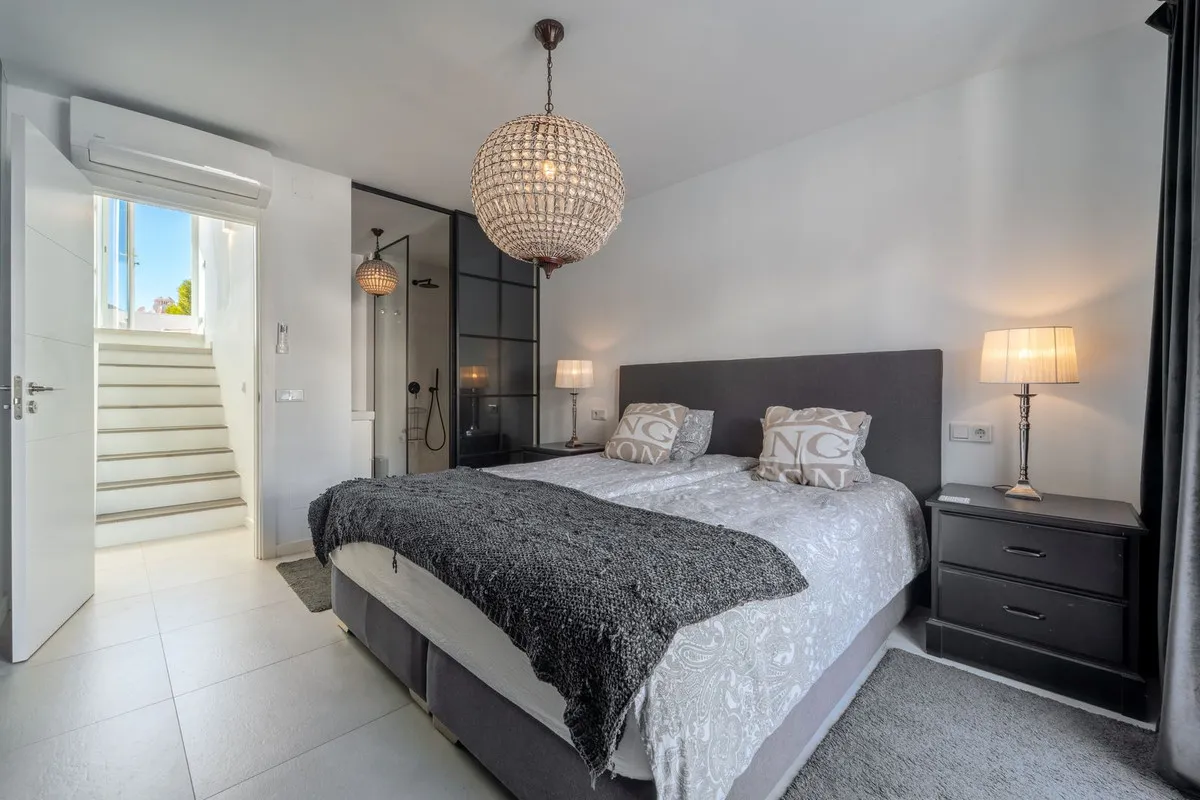 74c4df71-161e-4fa4-a3b6-3c5b6fd11657