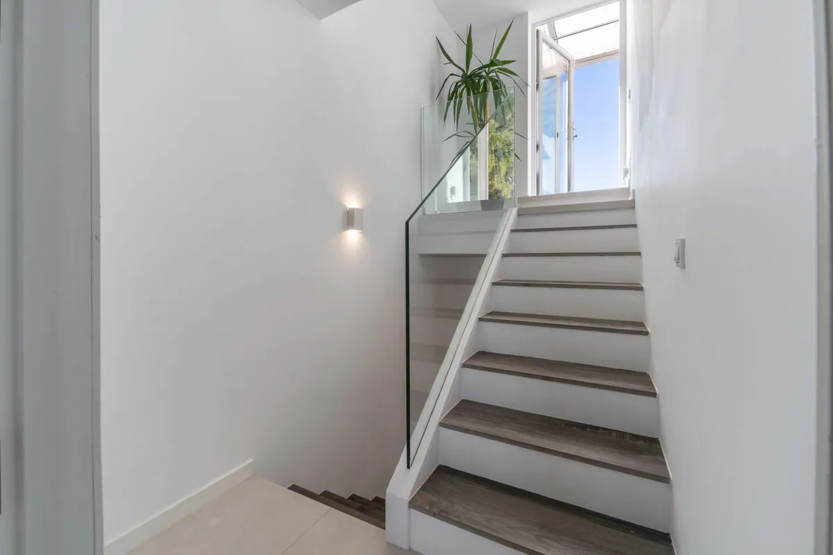 bb6b1095-c868-41f5-b97f-4b0cf0854607