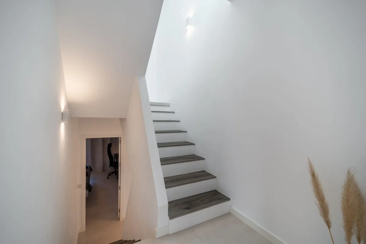 d6bbb0e0-1e44-455a-84c4-5bb530c655fd