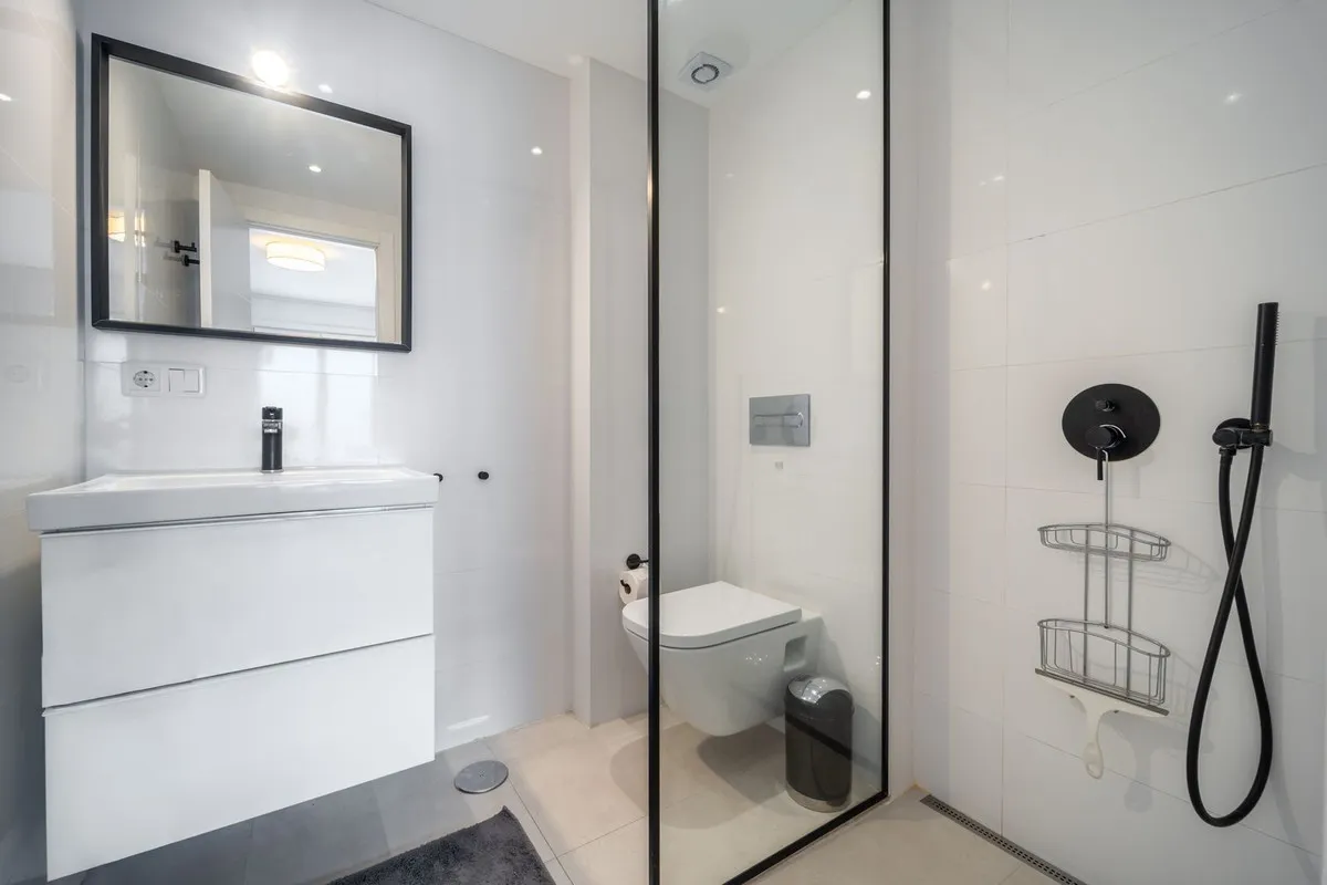 fa905a48-21ed-48cf-9560-83b4481e2813