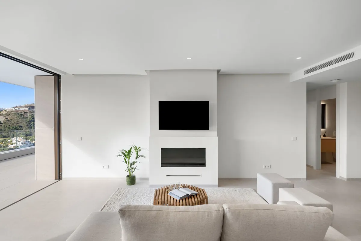 35f244ae-979d-4e9f-beb7-720b78072865