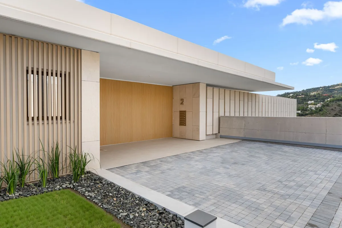 802bf80e-c2f8-4b87-a295-9bf94c63c8e4