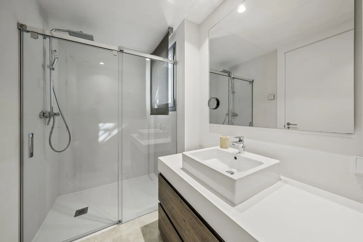 2d34840e-7fd1-4206-8b4d-278f54335120