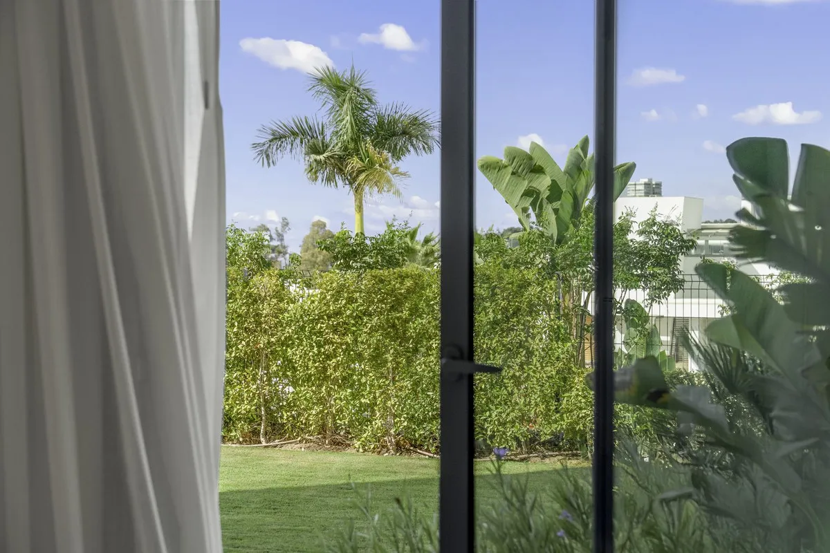 b369a72f-b73e-4d4b-977c-7159e58e6555