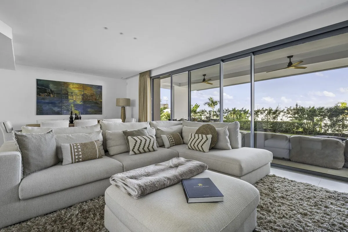 b5185b2e-4f40-465a-ac8e-78da6c49d7a4