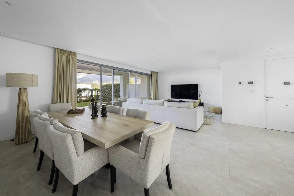 bd9d4123-4910-4cc3-adb6-2fbffa0eb0c7