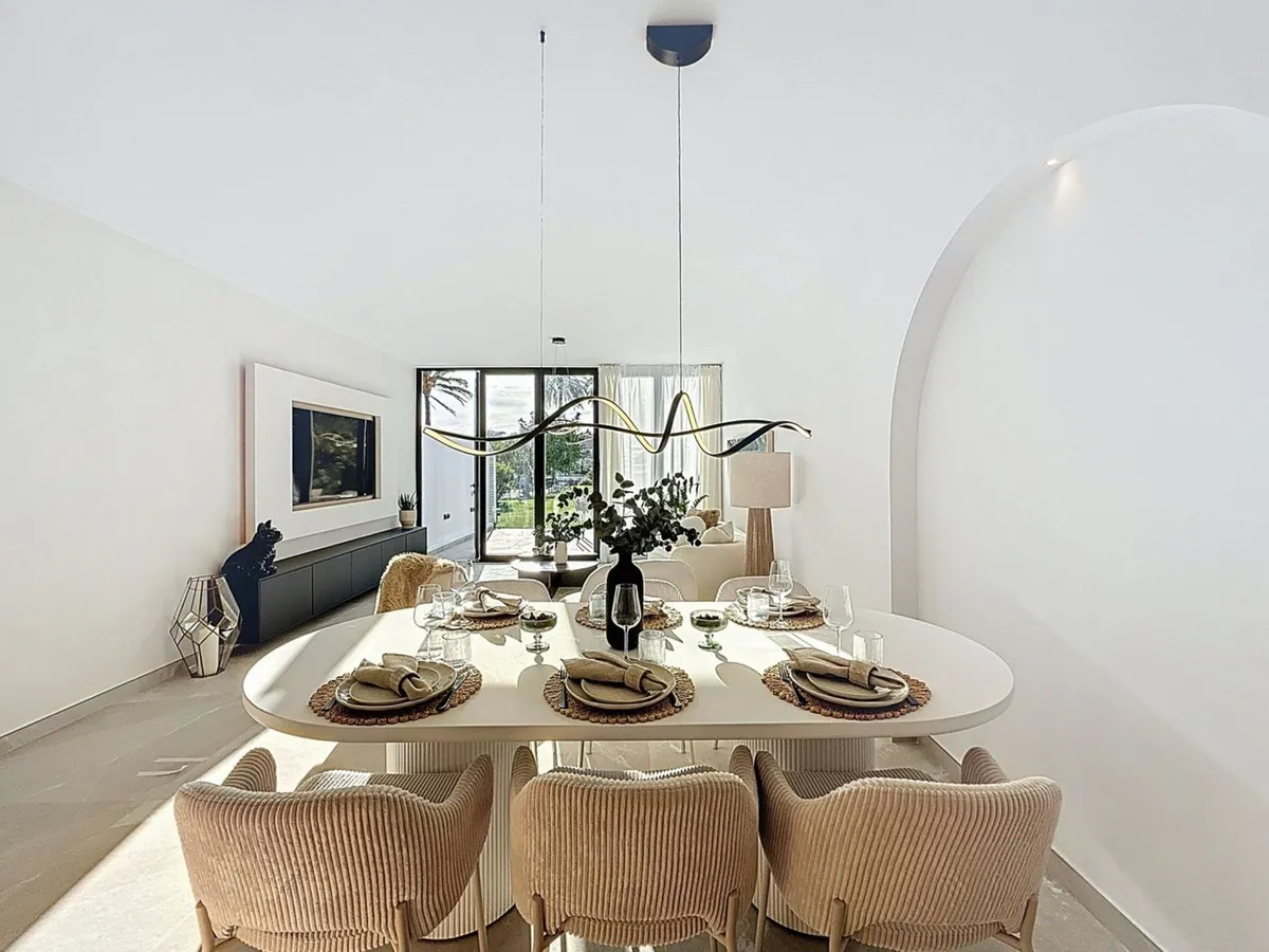 34dfa304-f19f-43b7-b046-7a5935fc3d6c