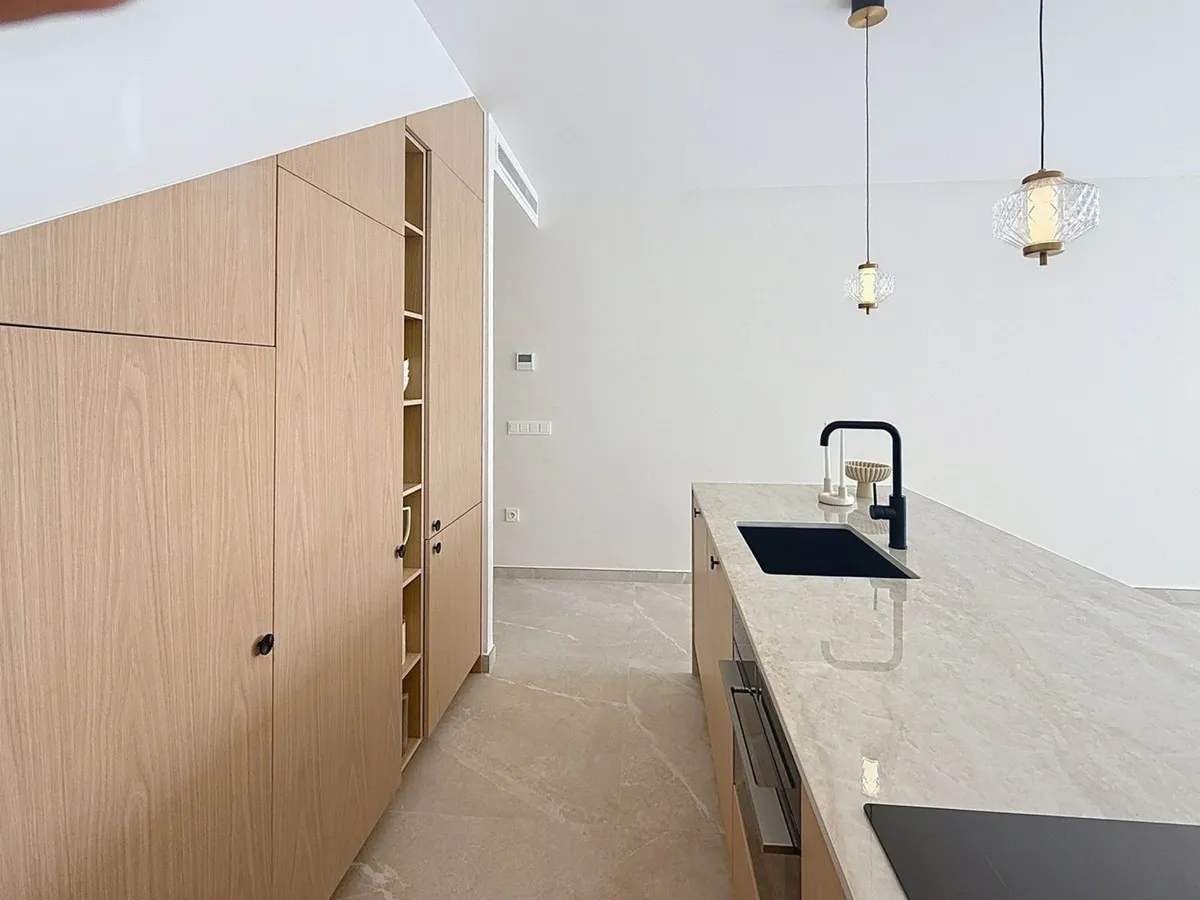 5741f111-c632-41b5-94ce-4dd90180644b