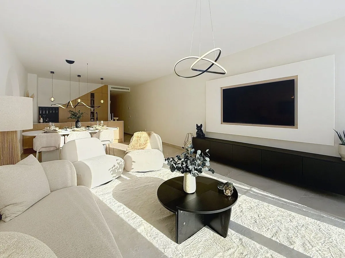 7663b0d5-97ac-4b93-b3ee-43344fbeec4a