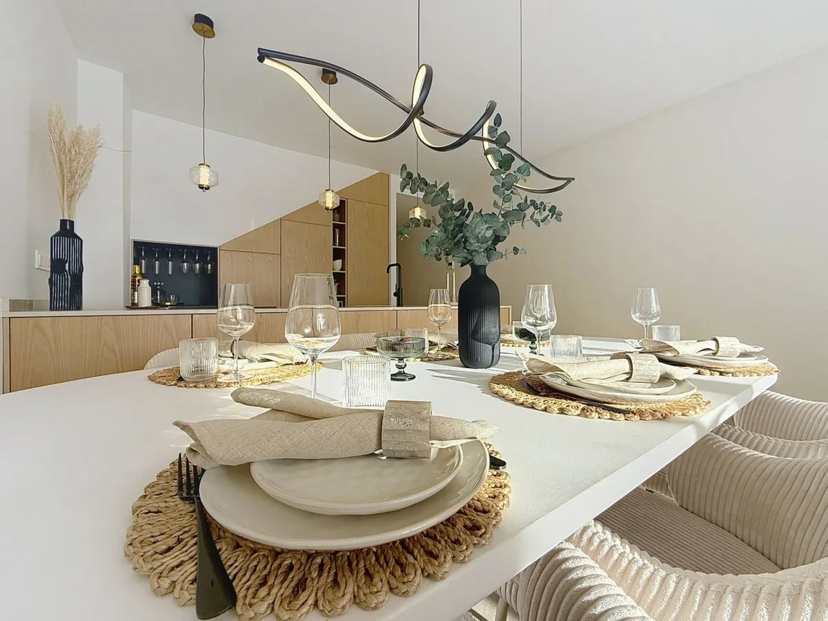 a890b370-2f5a-4dab-b7ac-41e813747541