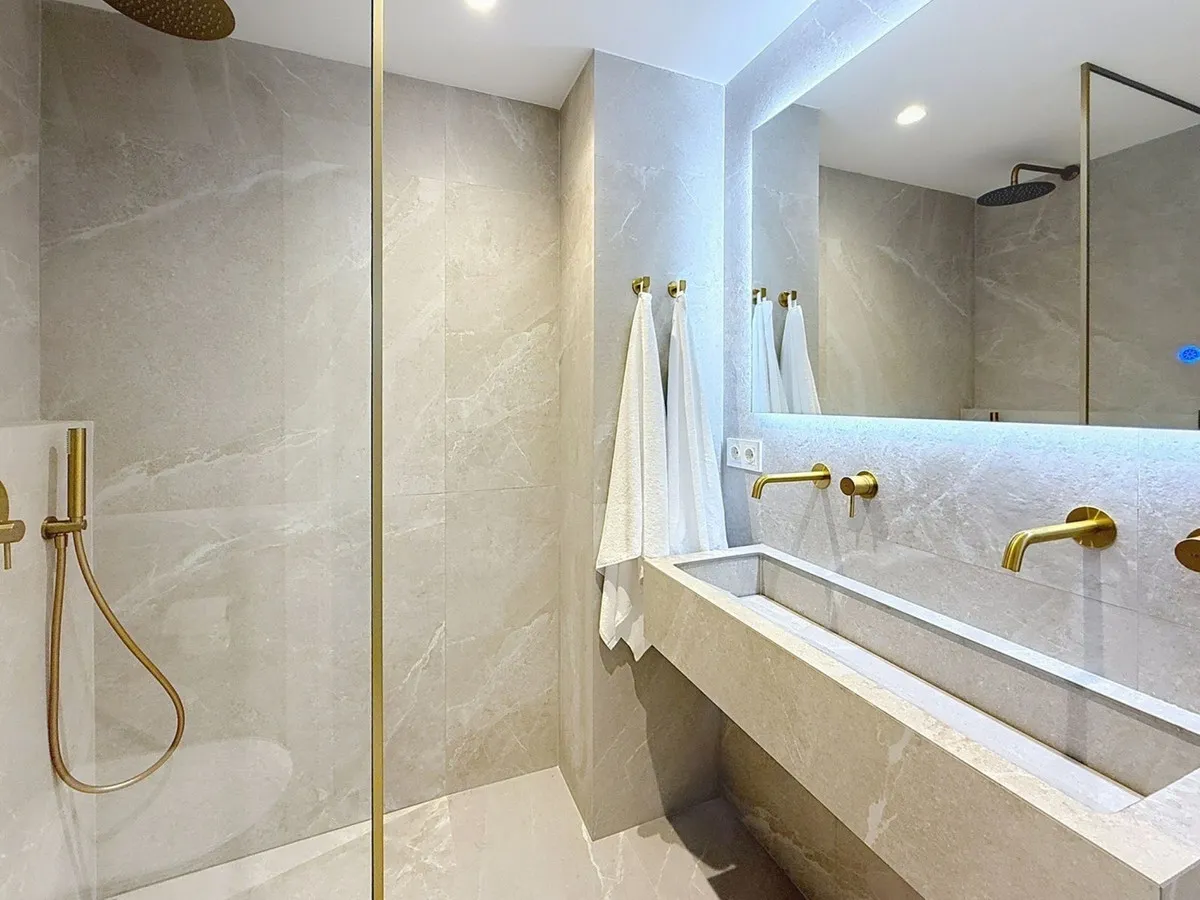 bc5209a3-6ead-4ab4-9d02-0c5c2fb76ba3