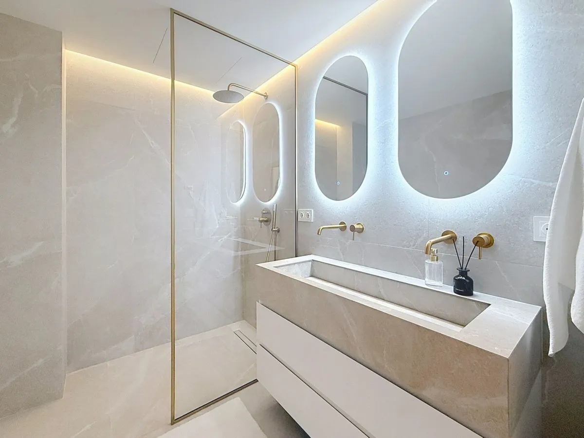 da883b2e-06b1-450d-ba86-a92b8a66cfdd