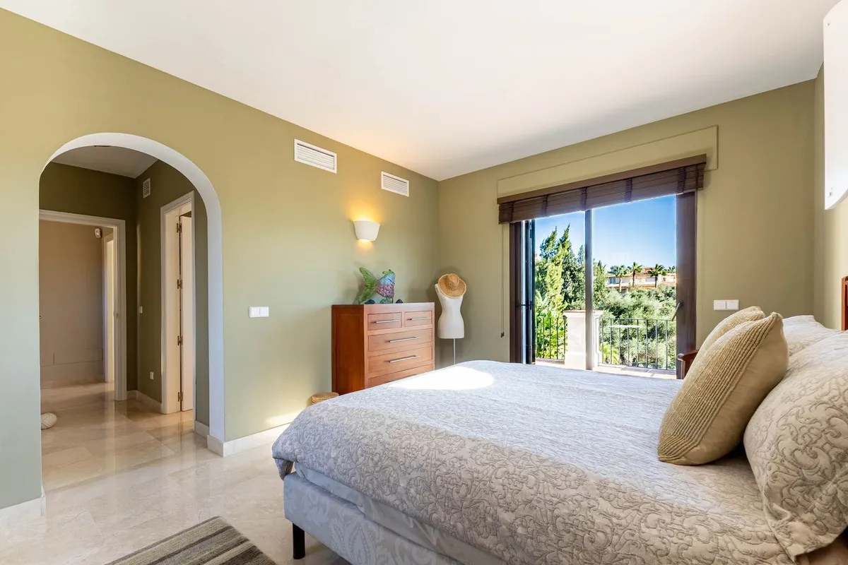 0017f71f-12f3-4783-a66c-ff1320458a0f