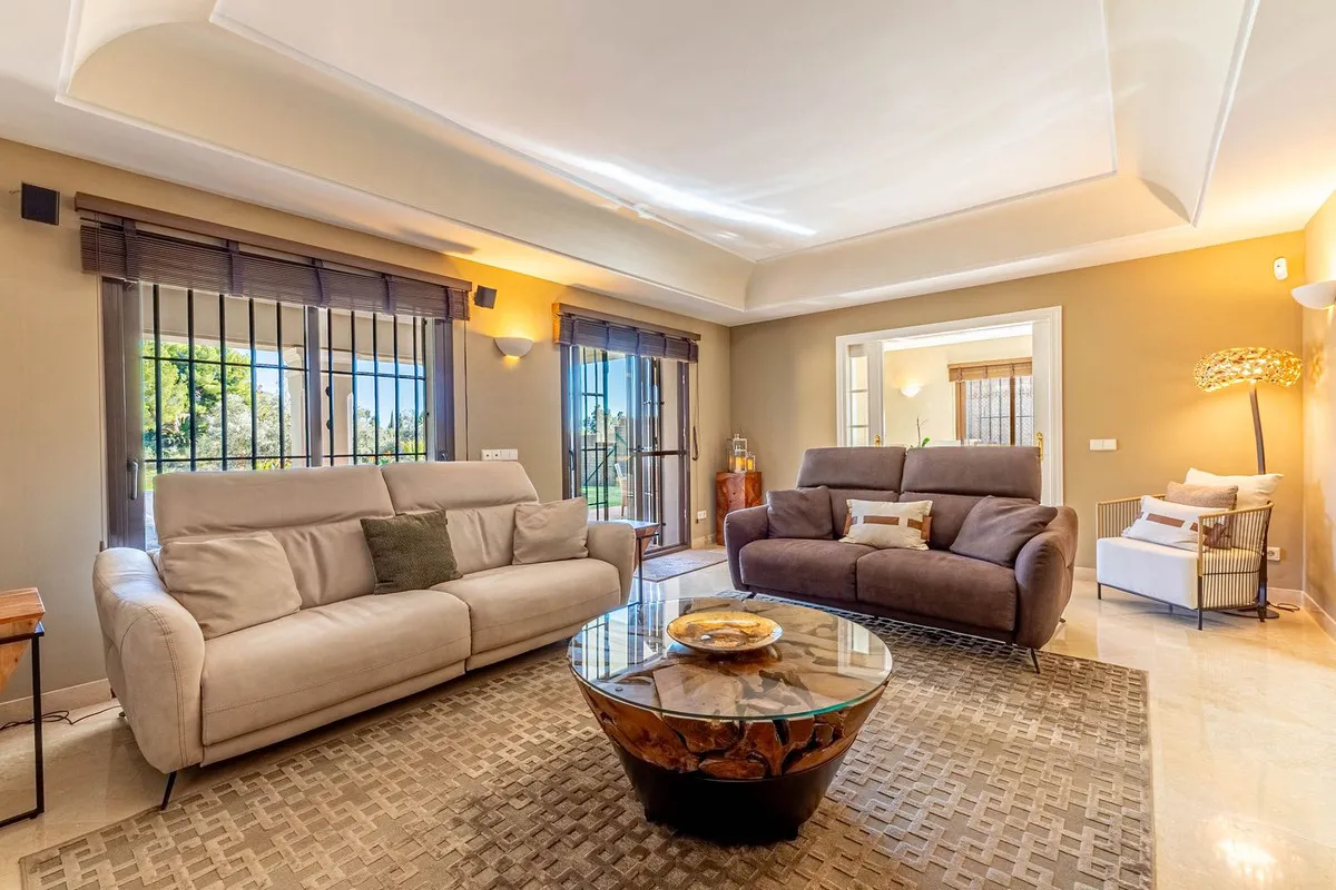 ebfaddf6-22c7-41fa-8d7f-b4cc52bd762d