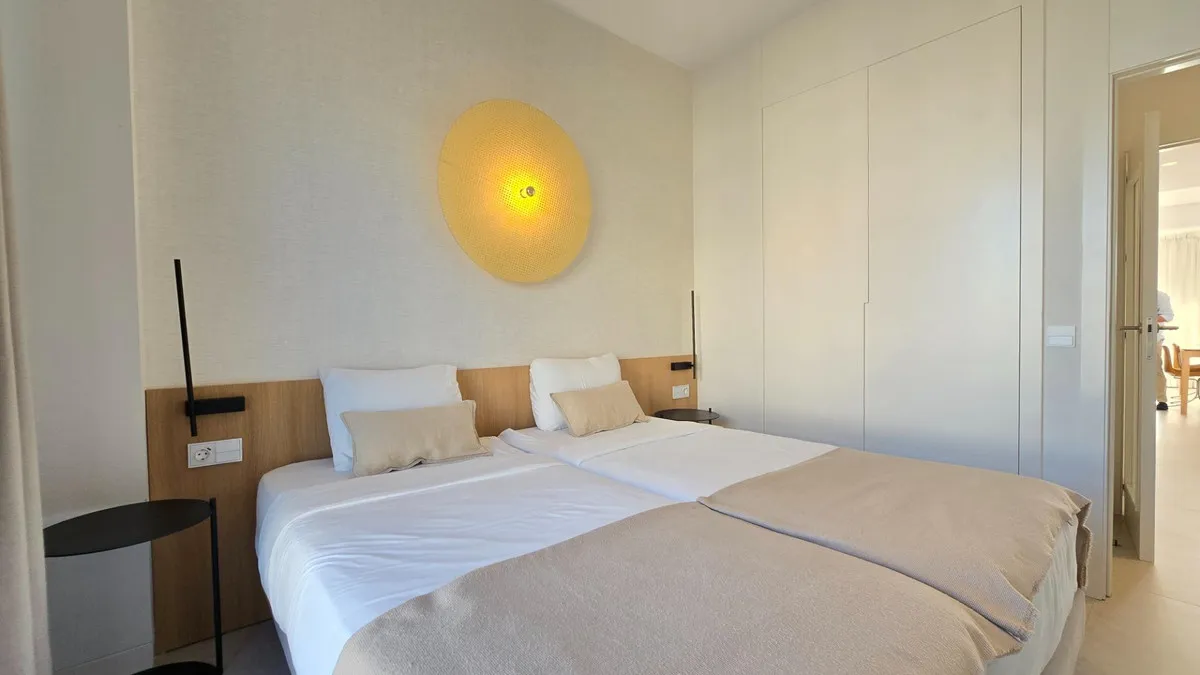 0c039c73-118a-4b73-9ae4-7dd210670485