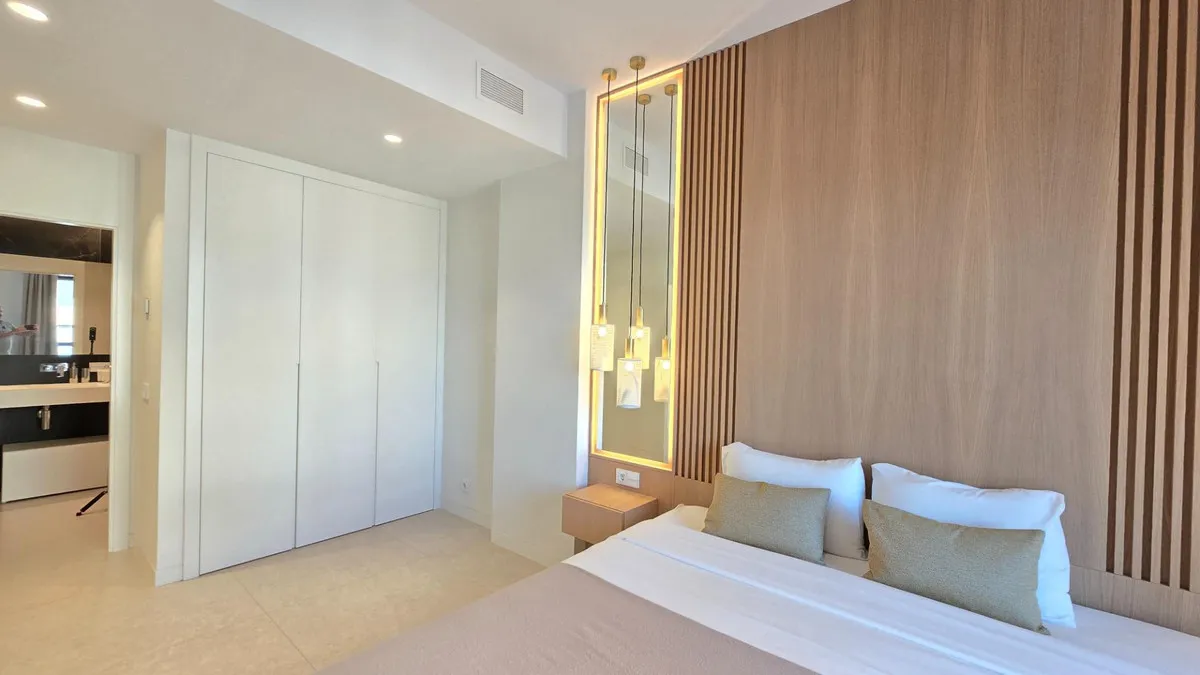 23aca554-d2c4-467f-9b5d-e4aac7aad4f0