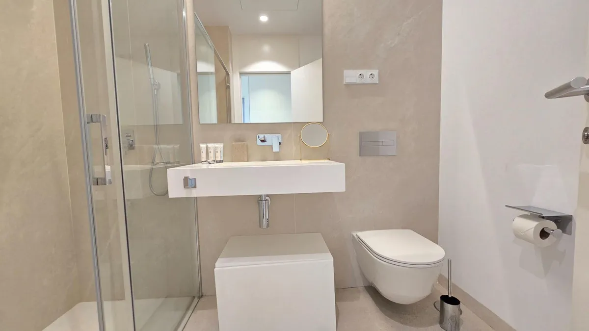 2adff360-55a3-472a-b025-e736b8ce4758