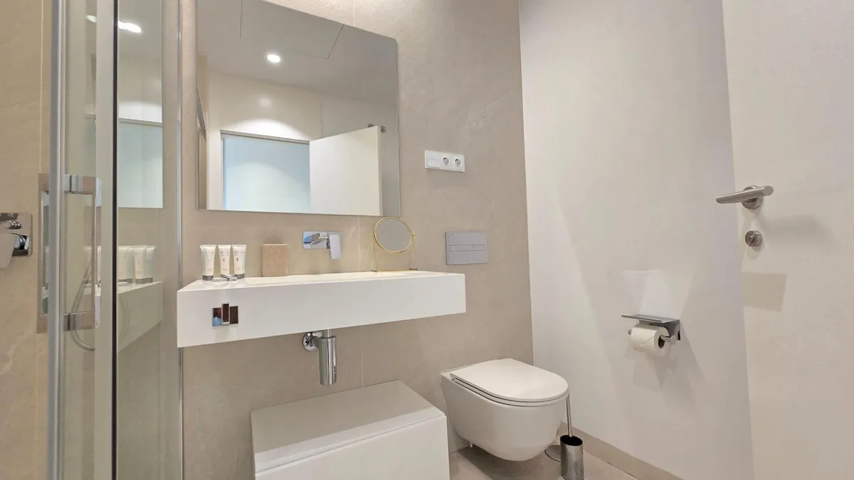 326f106d-36bf-4243-80ed-0cd623b6a5b8