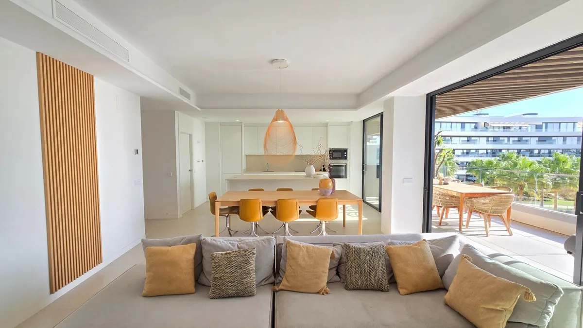 be2e655f-1673-4247-a5a9-2387242f2022