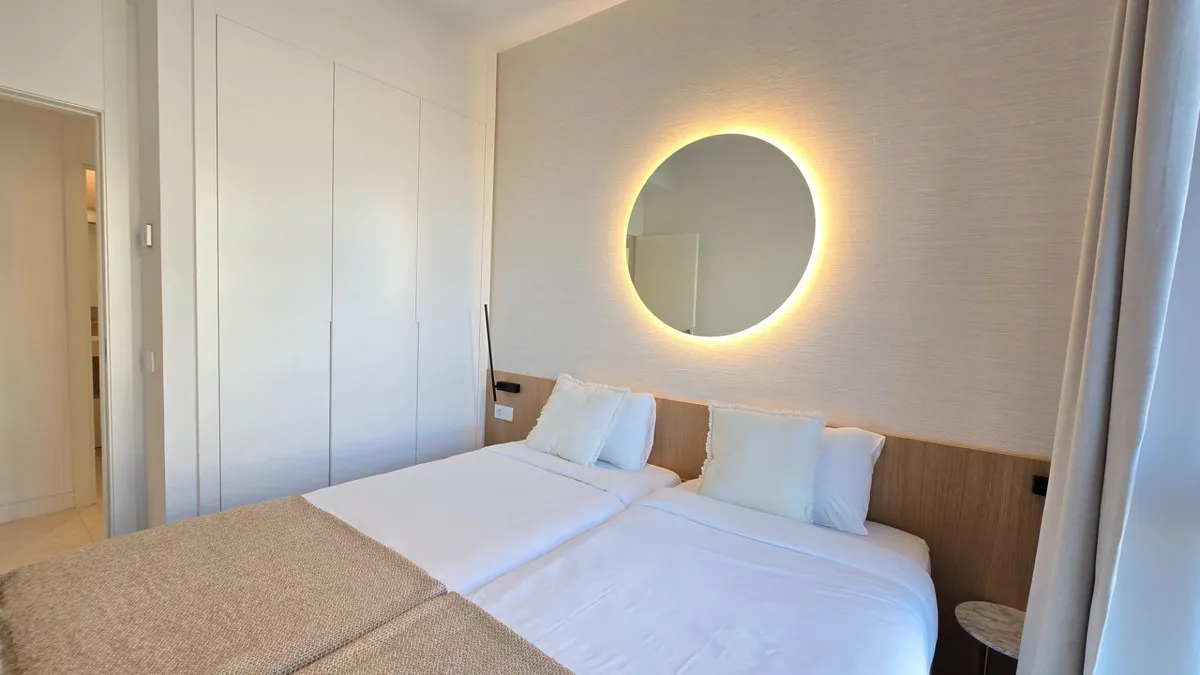 e6d4d6a3-f1b3-46f4-9f75-d006fb2f031b