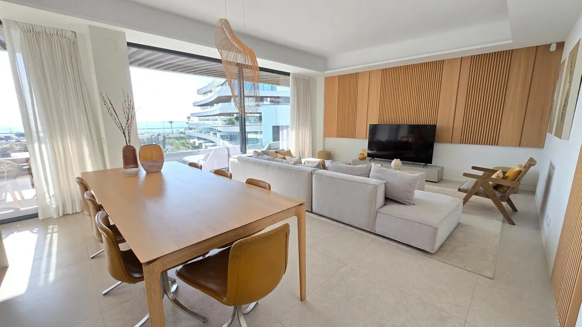 e933be46-5075-45ab-b2d5-6617ae4fc841