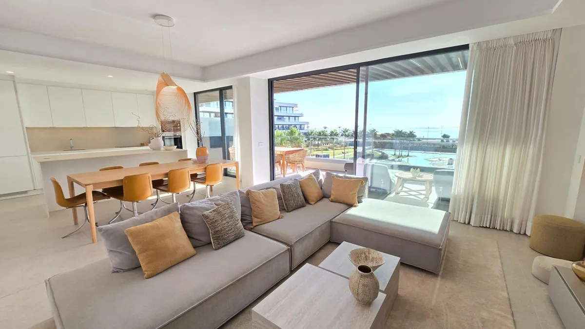 edfef4da-9851-4b65-b966-e3d6ce66812f