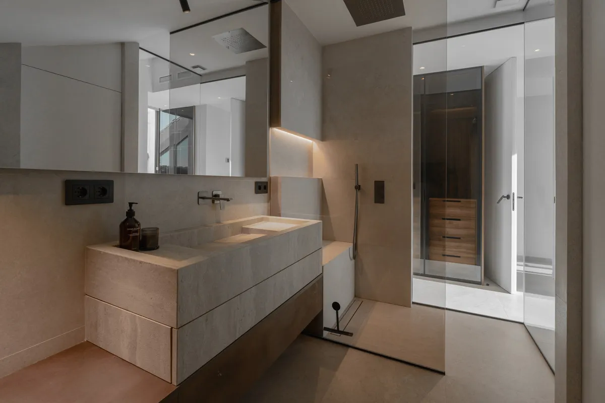 2a6e6292-f4d5-4c3d-a271-b09a02128008