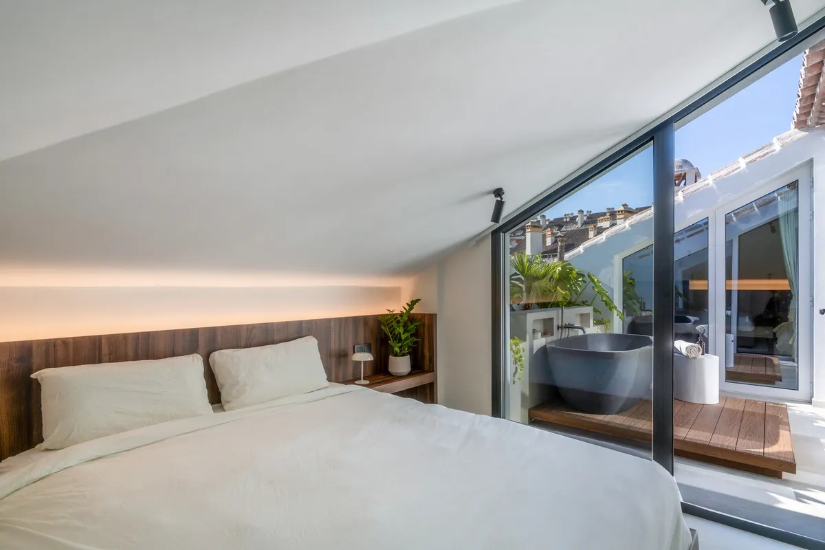 3370d855-c14a-4be0-93dd-c1debf903965