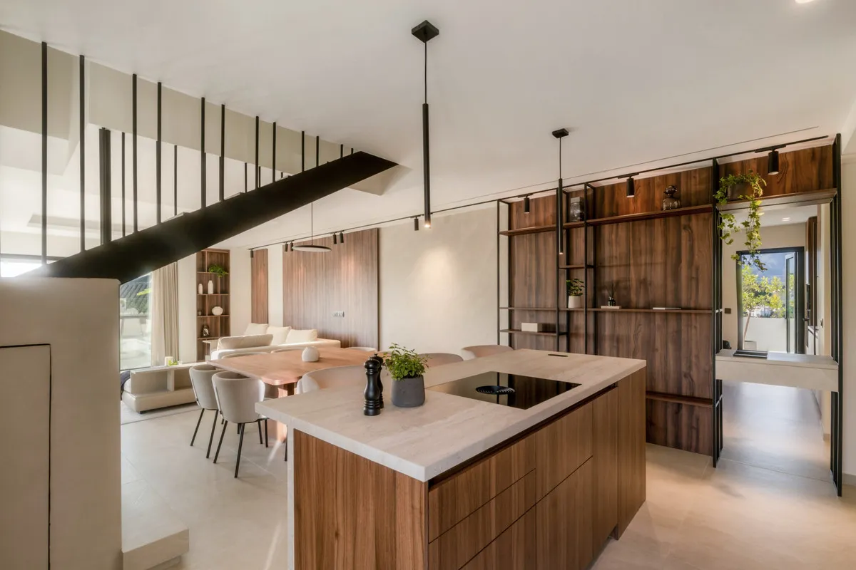 61f3a24d-7e83-4e90-865a-ae7c255c89bb